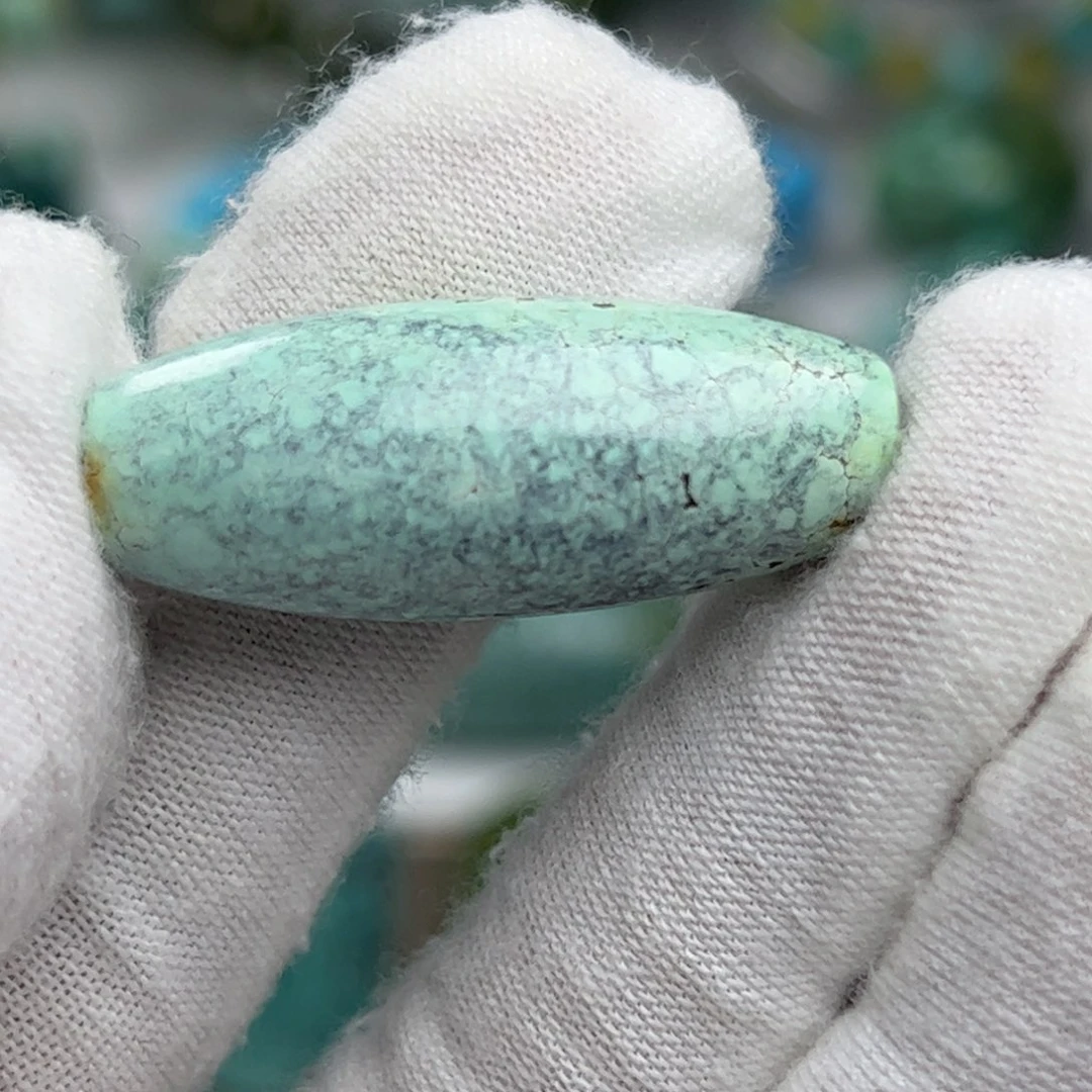 绿松石未镶嵌天然原矿绿松石