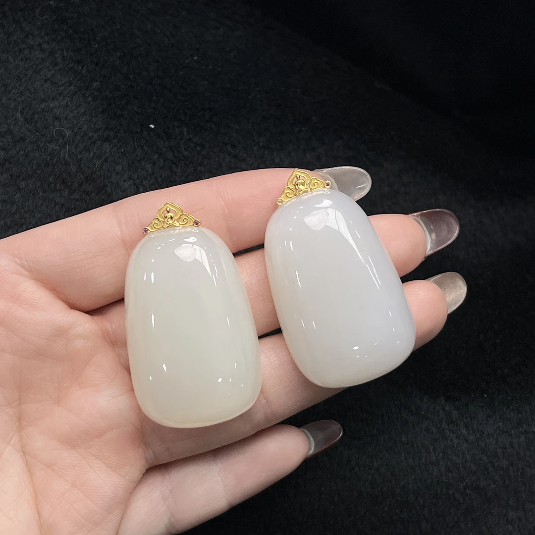 JYSP44天然和田玉18K金镶无事牌吊坠26*39*10mm+多样性发其一