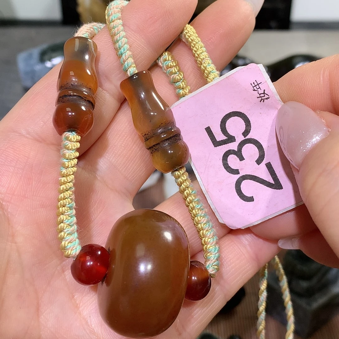 未镶嵌颈饰玛瑙/玉髓