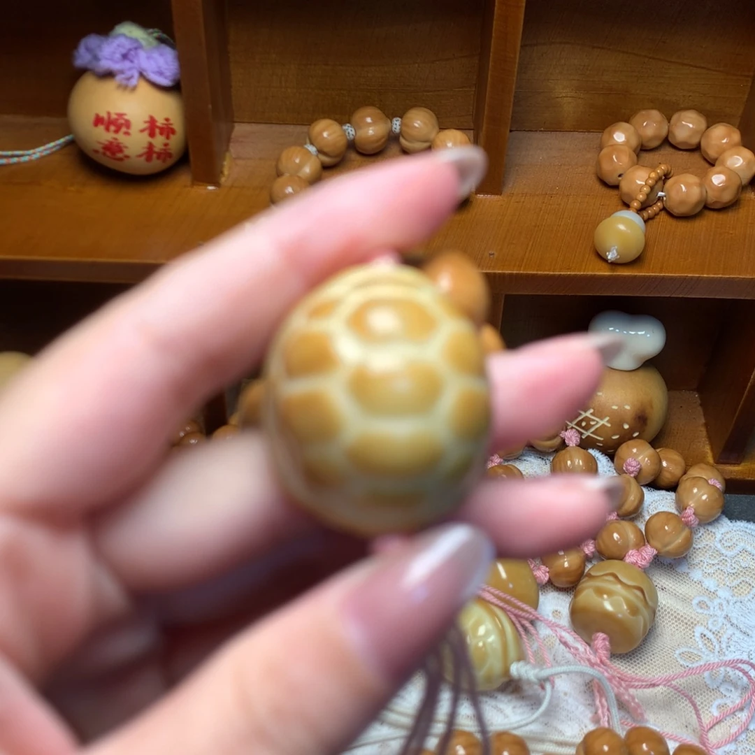 文玩核桃吊坠大富甲一方配饰