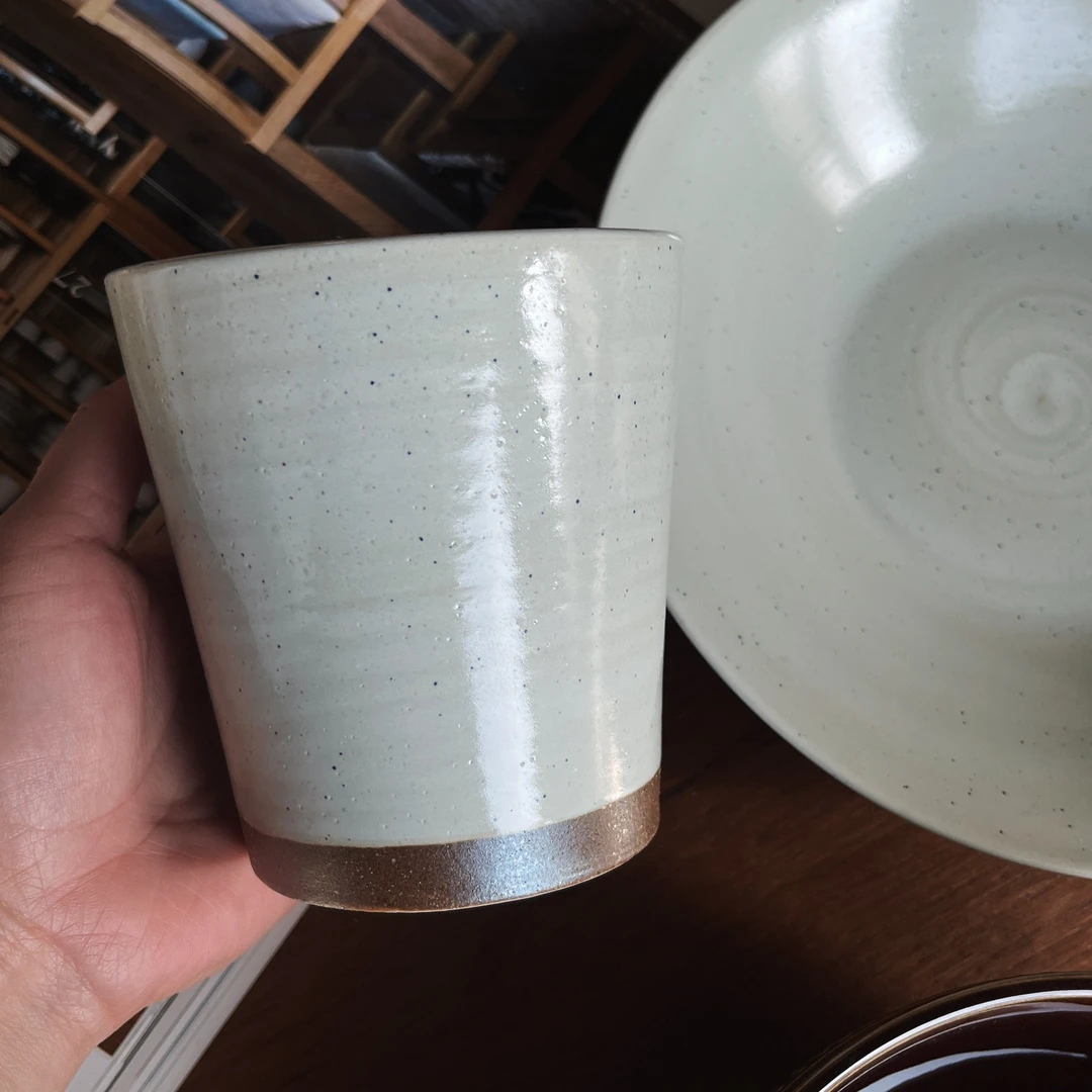 【瑕疵】b牌灰白系列-大杯（器型不规则）9.7×10.3cm 410ml