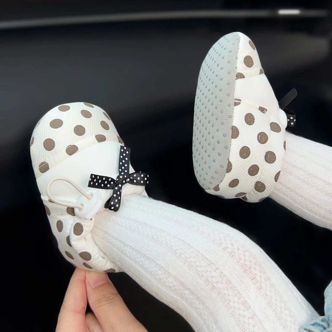 春秋初生婴儿鞋袜0到6到12个月软底步前单鞋新生儿宝宝女学步鞋子