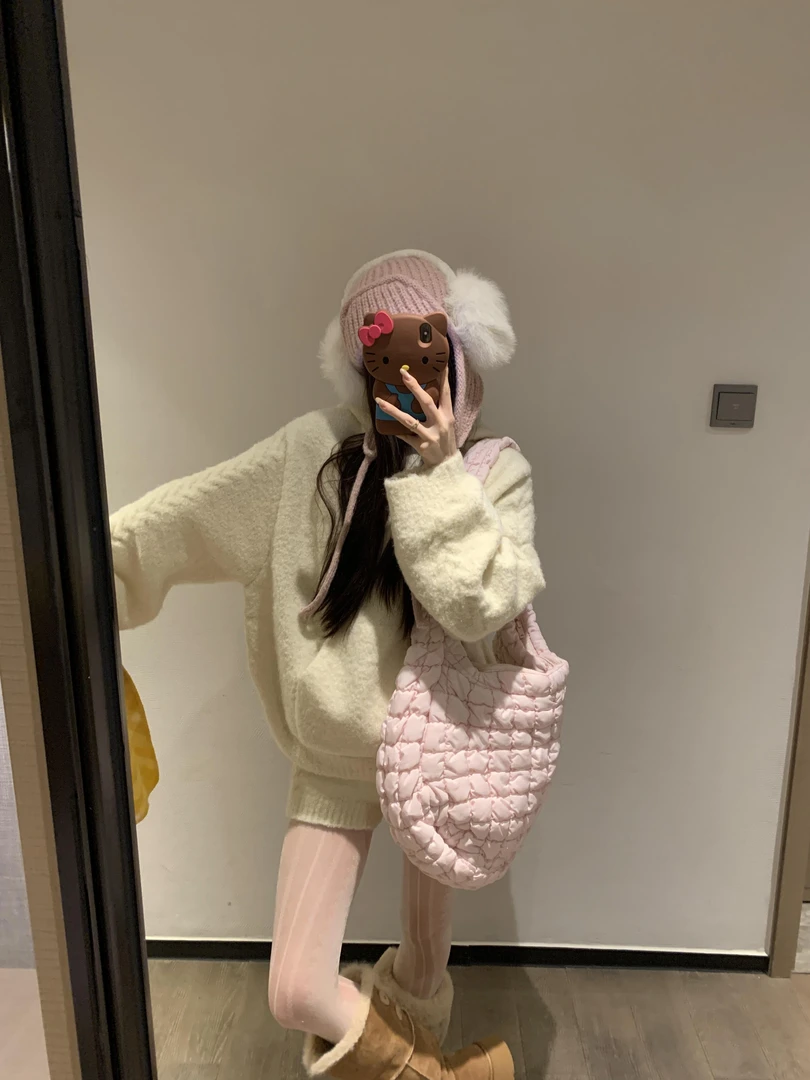 【浅浅】秋冬高级感气质杏色针织上衣减龄显瘦短款半裙两件套装