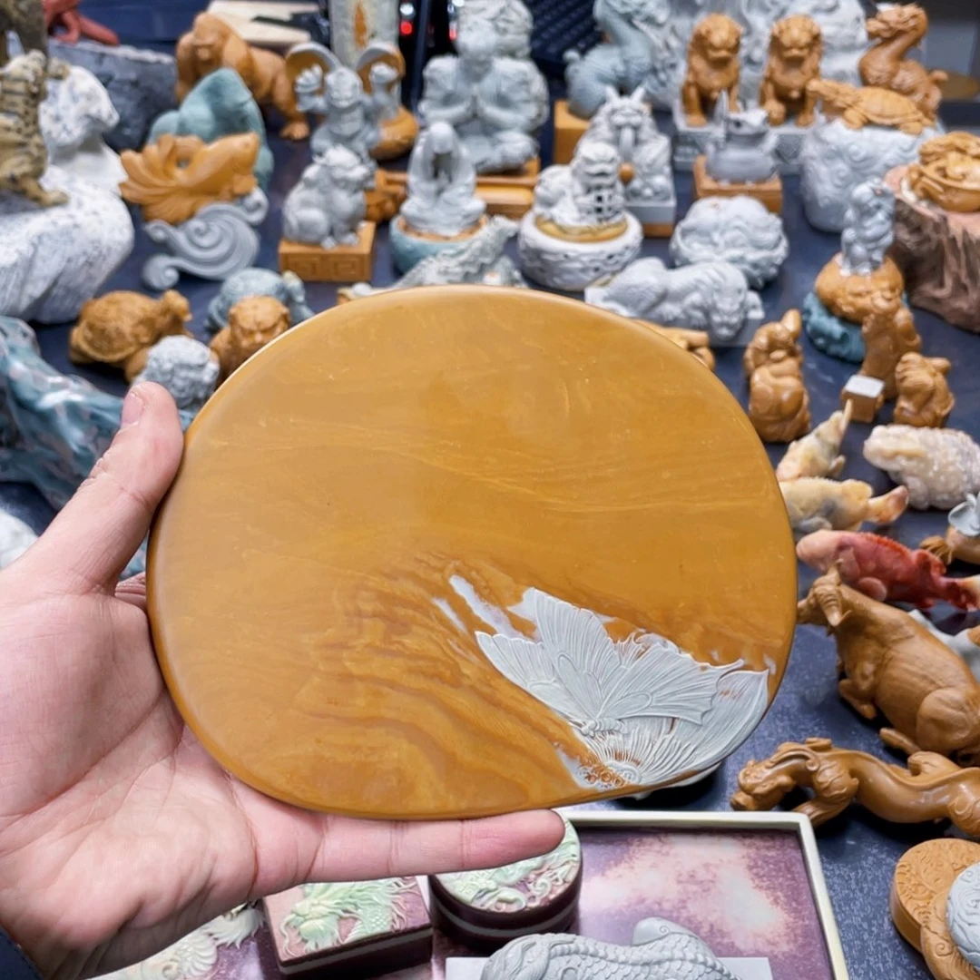花香蝶自来壶承金包玉
