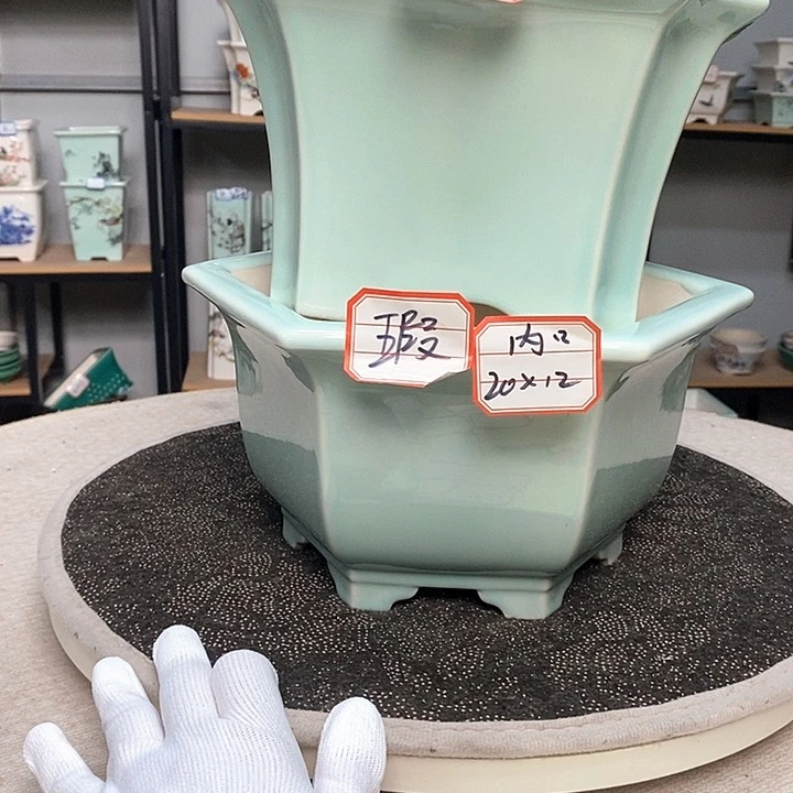 紫砂的花盆很漂亮8
