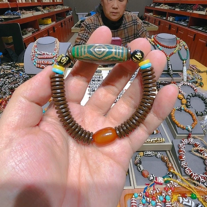 未镶嵌玛瑙/玉髓珠宝奇石