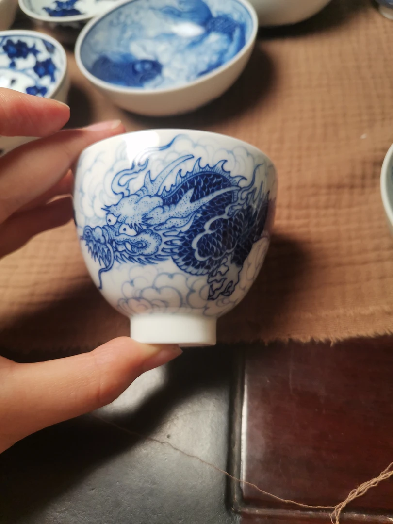 景德镇手绘龙小鸡心