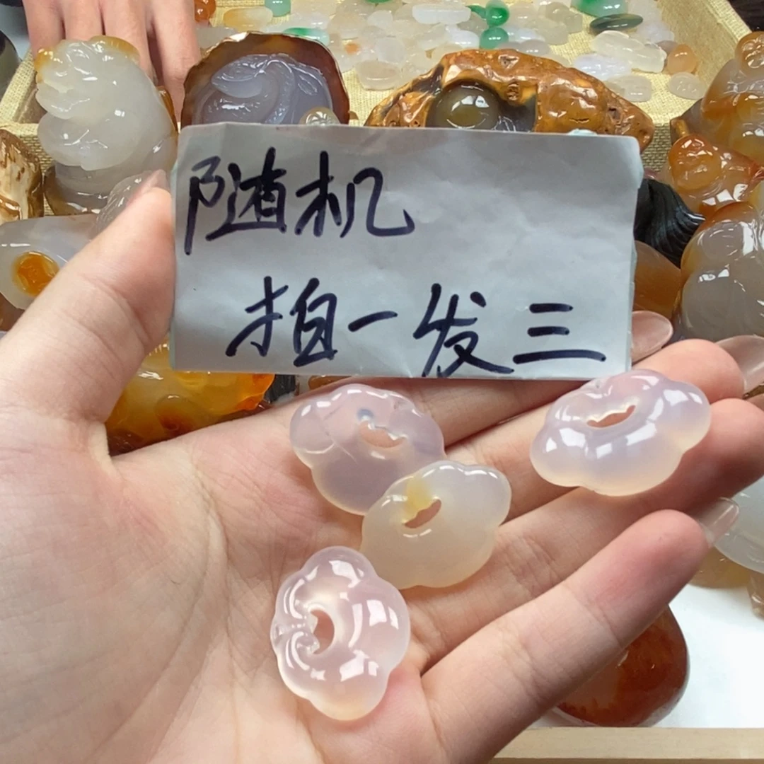 玛瑙/玉髓未镶嵌颈饰