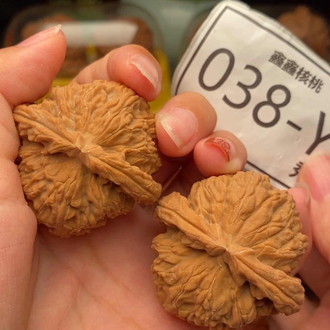 把件文玩核桃白狮44……