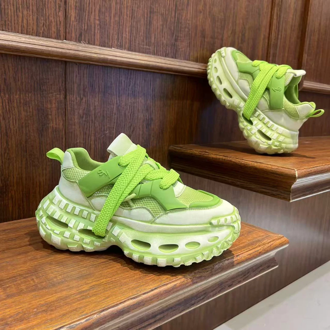 2025夏季新款个性绑带小众设计轻奢透气高端男款百搭耐磨休闲鞋潮