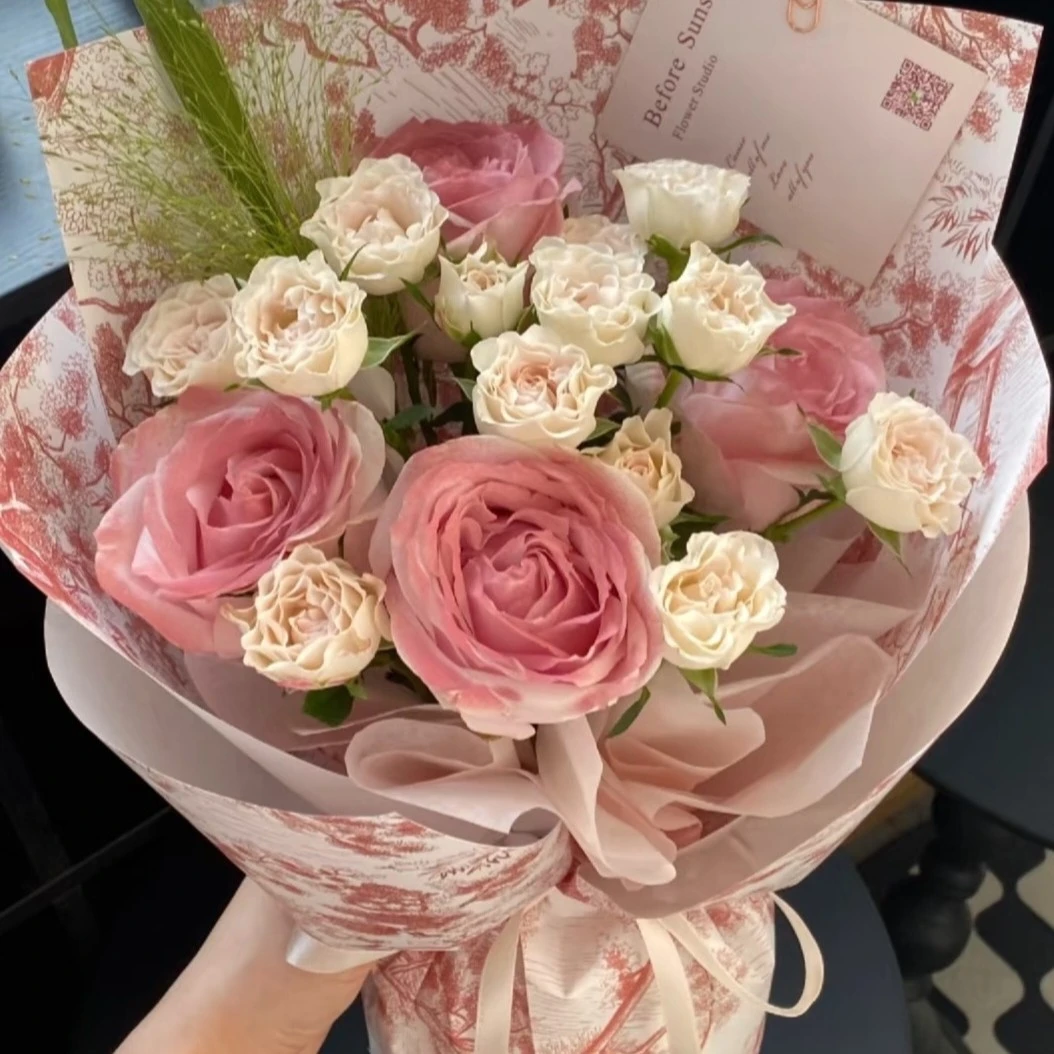 是无可替代（5朵喷色午后茶玫瑰花束）