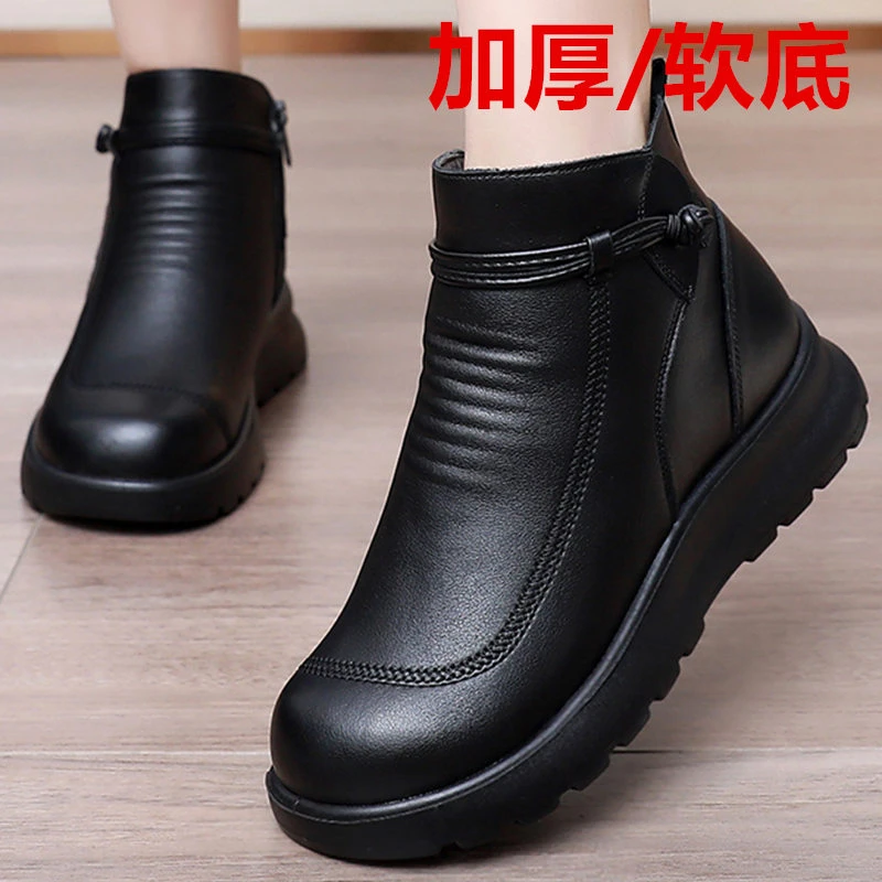 中老年软底妈妈鞋加绒防滑加厚棉鞋防水中年老人老年人平底保暖