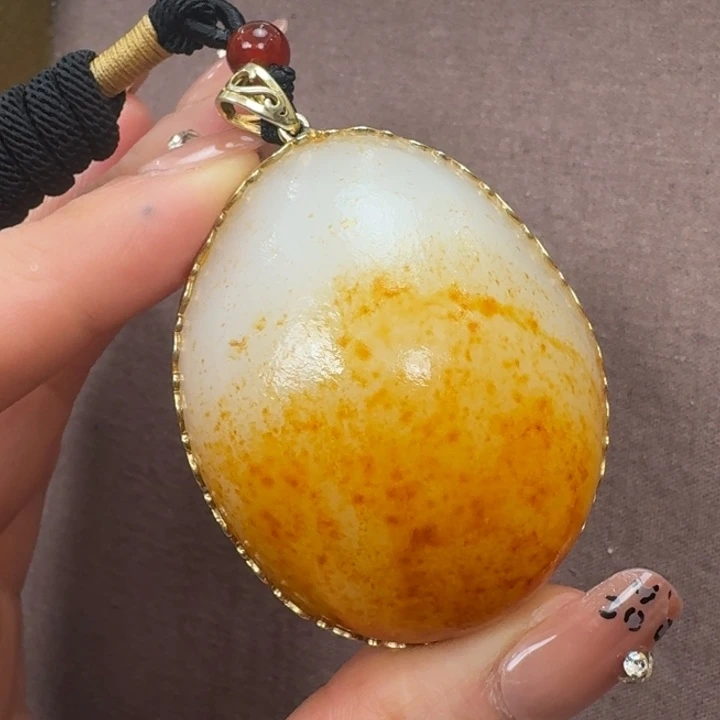 未镶嵌和田玉耳饰