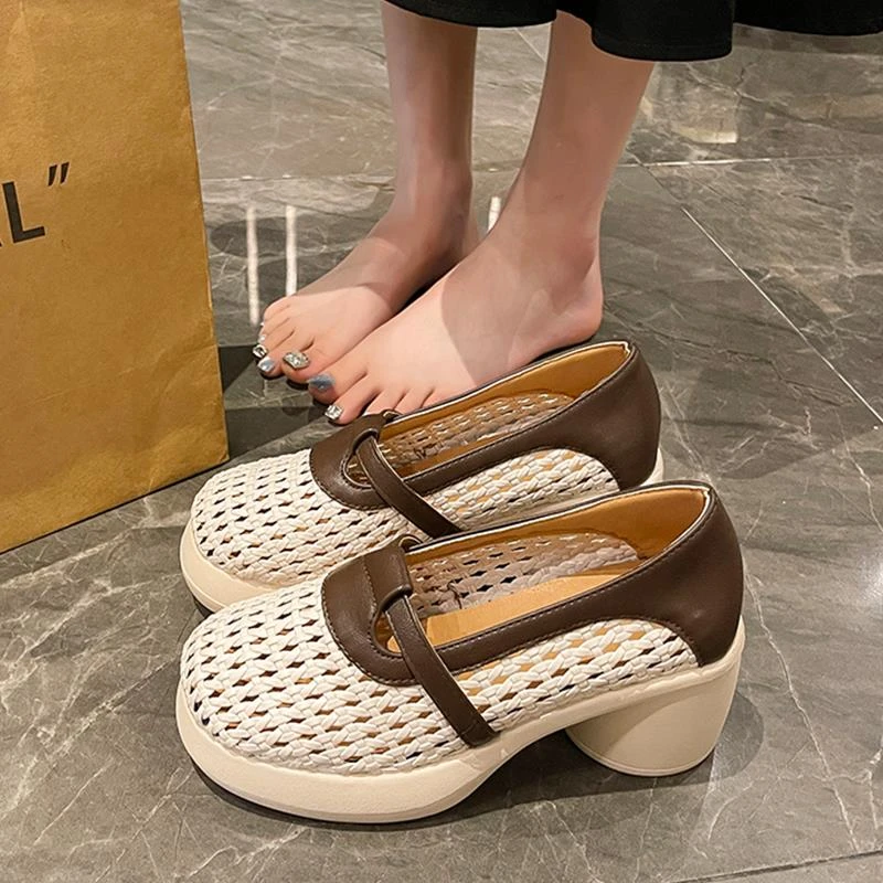 藤草编织镂空洞洞凉鞋女夏季2025新款粗跟圆头单鞋透气孕妇妈妈鞋