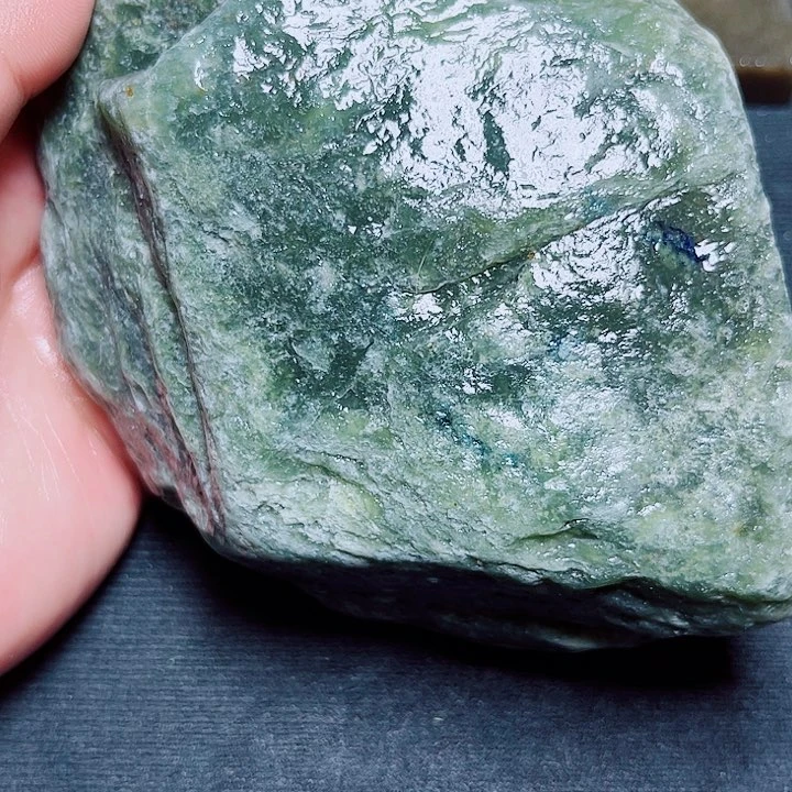 和田玉（糖玉）未镶嵌珠宝奇石