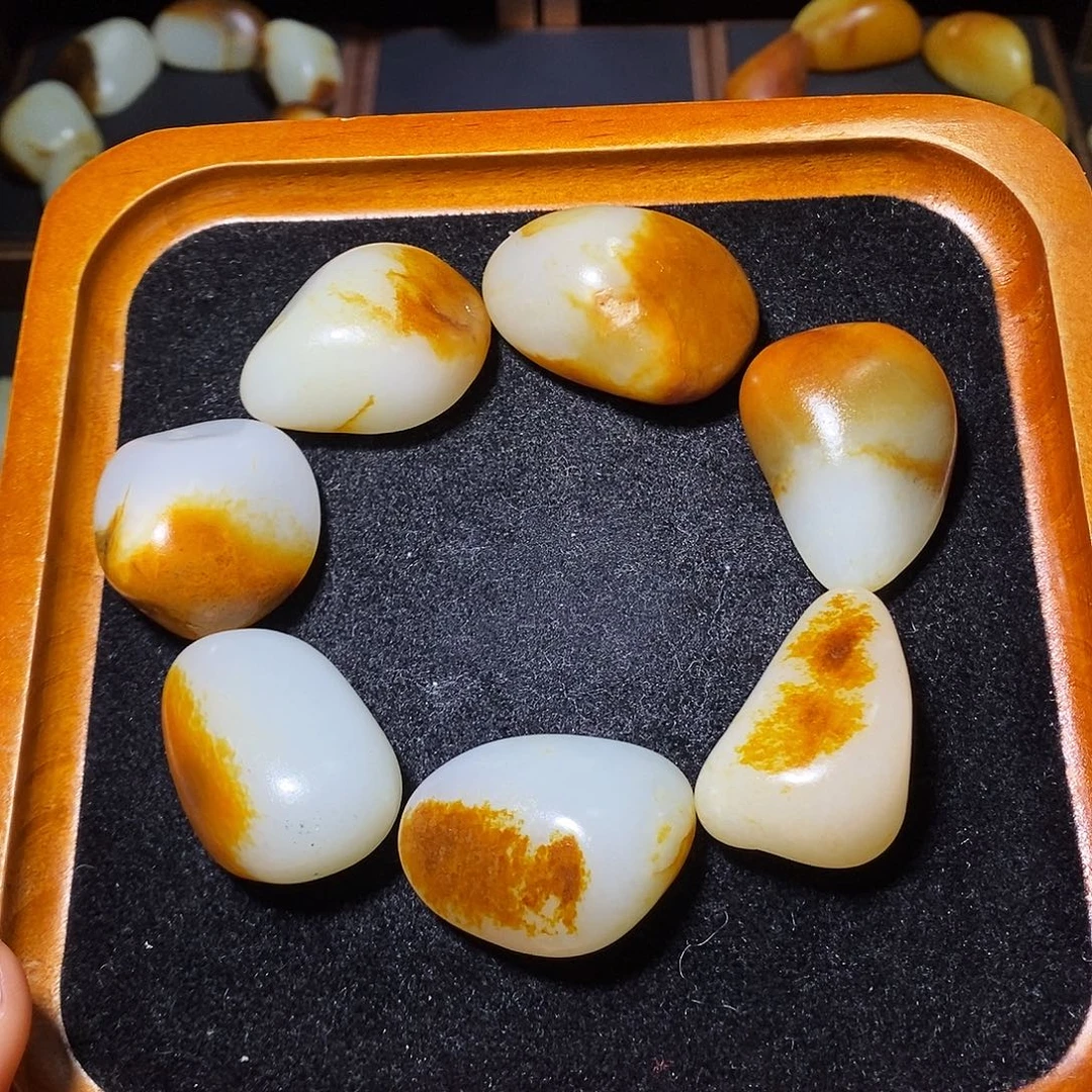 和田玉未镶嵌手链