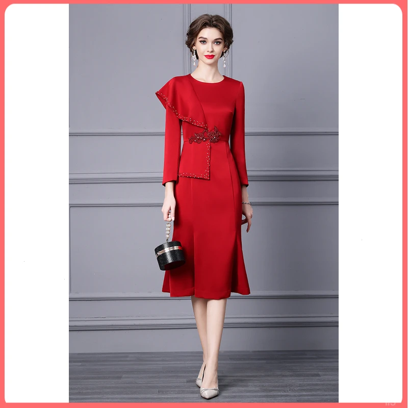 新款红色连衣裙爆款秋季2025正式场合荷叶边显瘦包臀鱼尾裙子