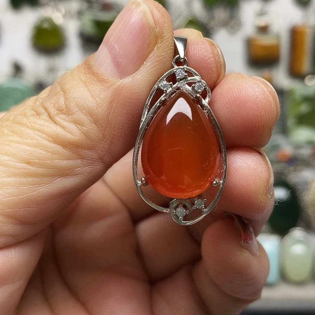 蛇纹石玉银S925镶嵌吊坠