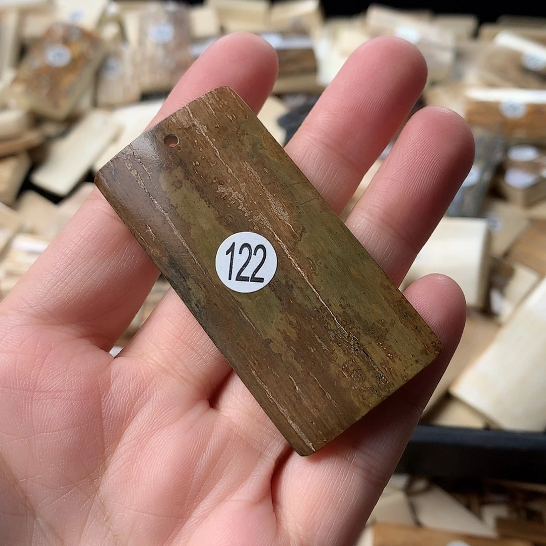 泥塑不打孔联系客服