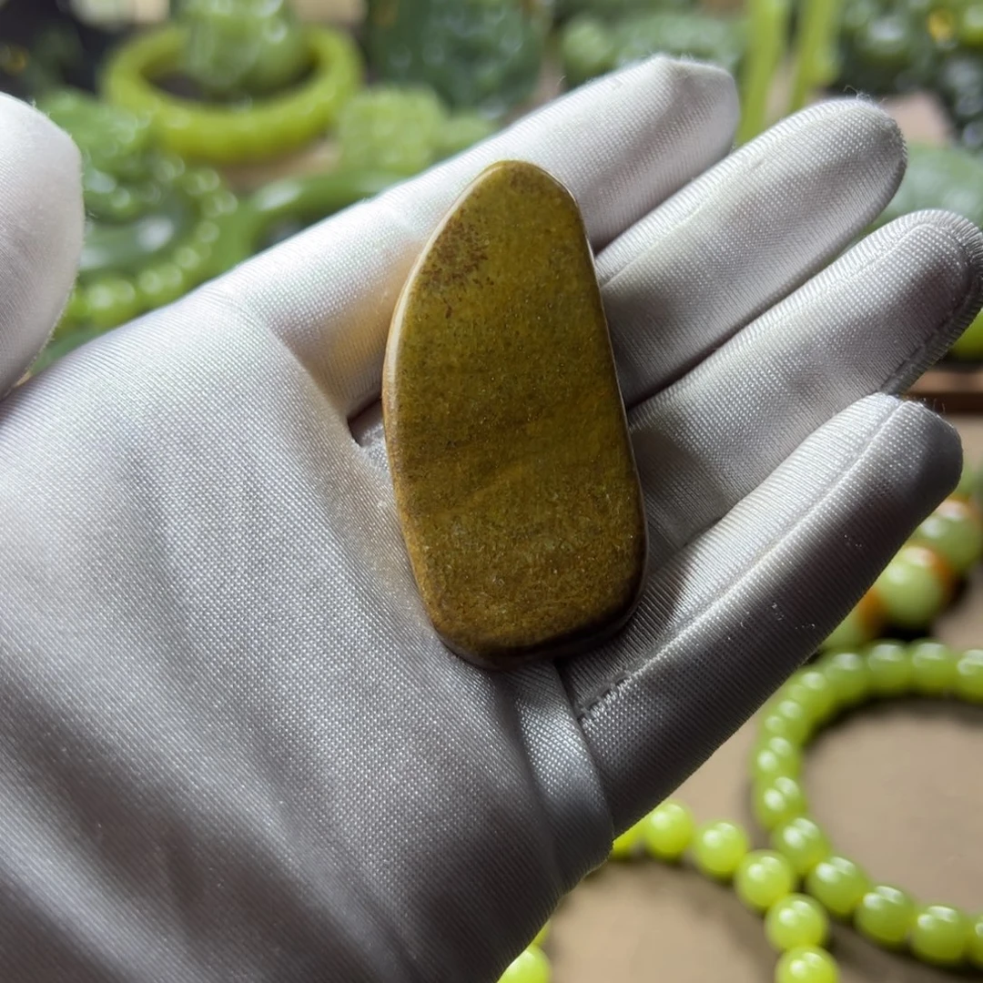 岫岩老玉（透闪石质玉）未镶嵌挂件