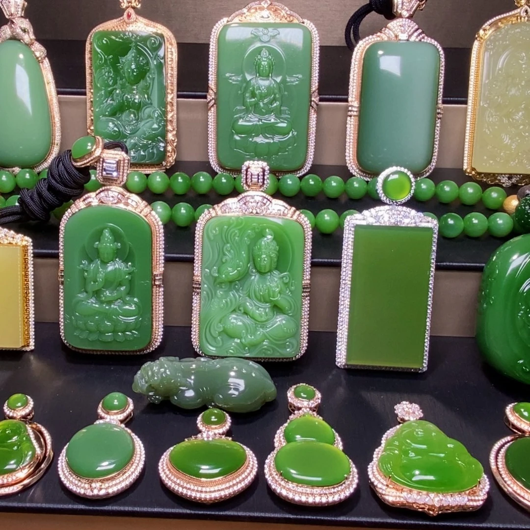 和田玉未镶嵌挂件