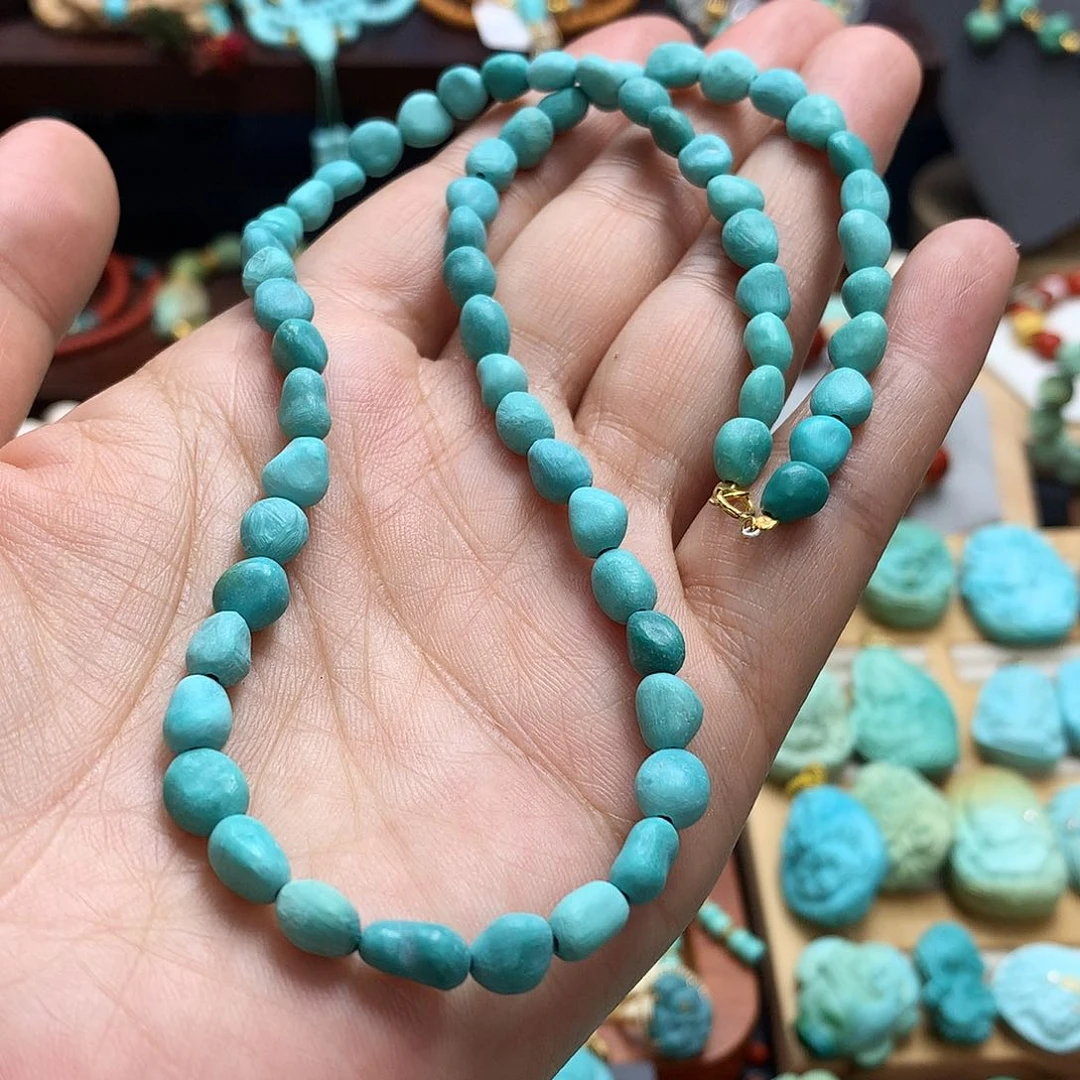 18K金镶嵌绿松石颈饰