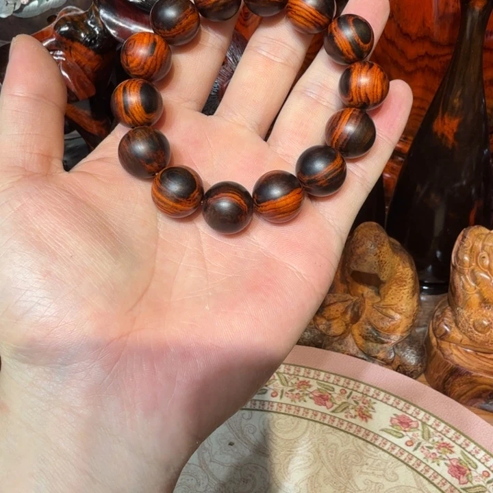 交趾黄檀（大红酸枝）黑飘红1.6