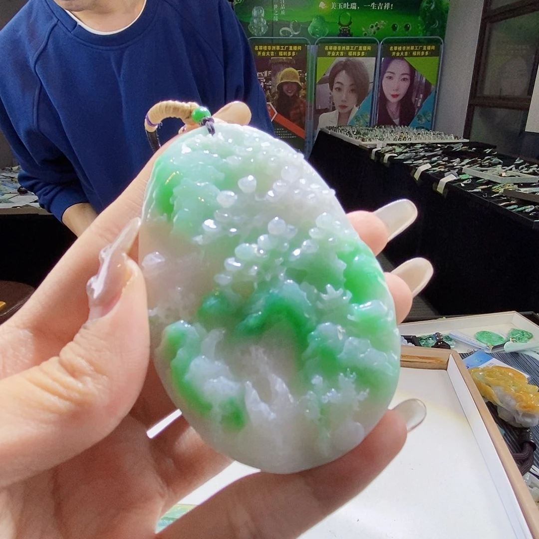 颈饰未镶嵌翡翠翡翠