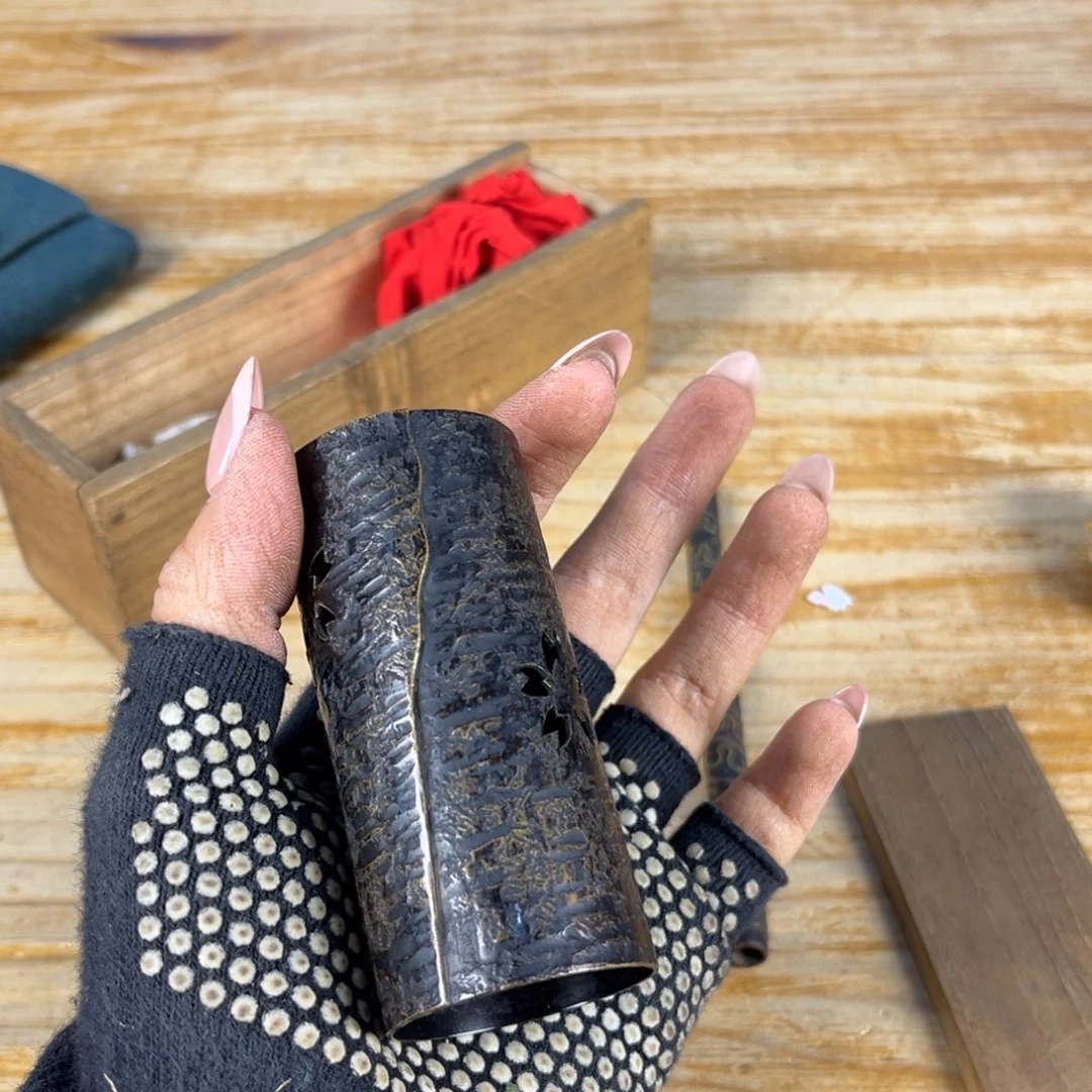 ²***行你就不要在和她们这