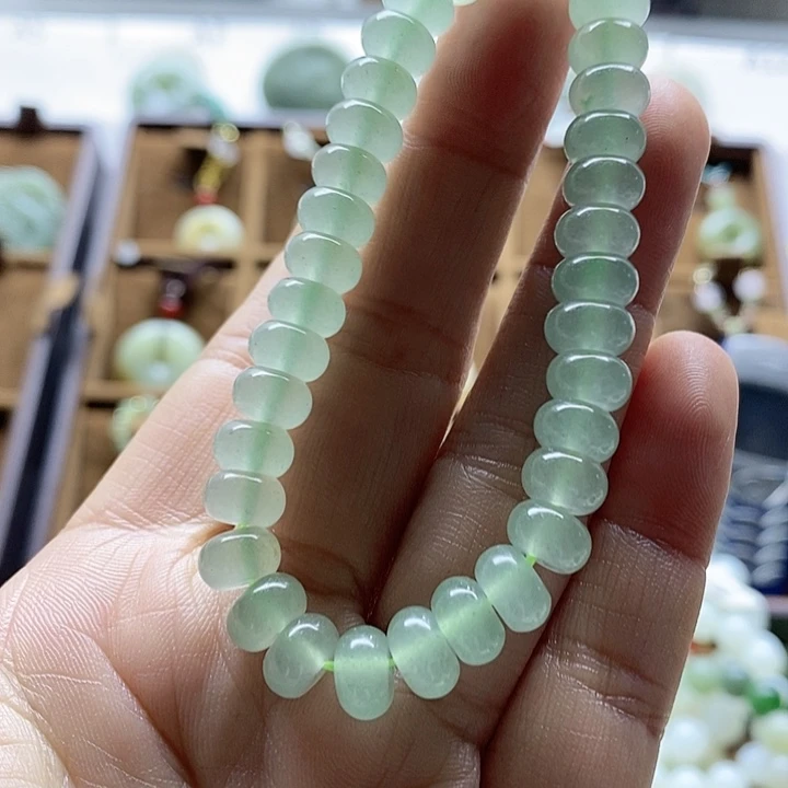 东陵石未镶嵌手链