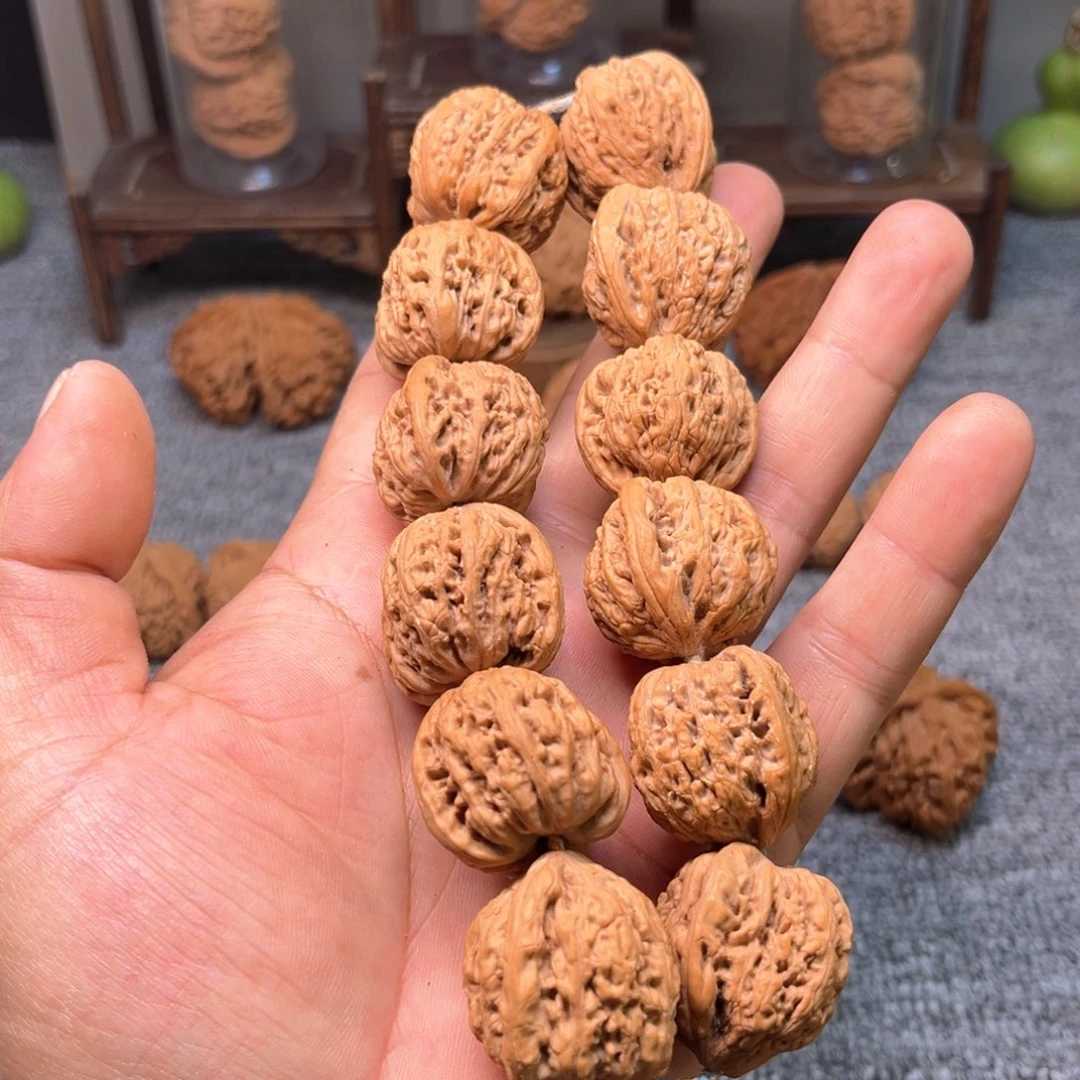 “***运把件文玩核桃小众浮黄