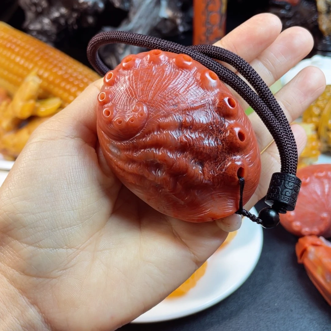 寿山石手艺人雕刻