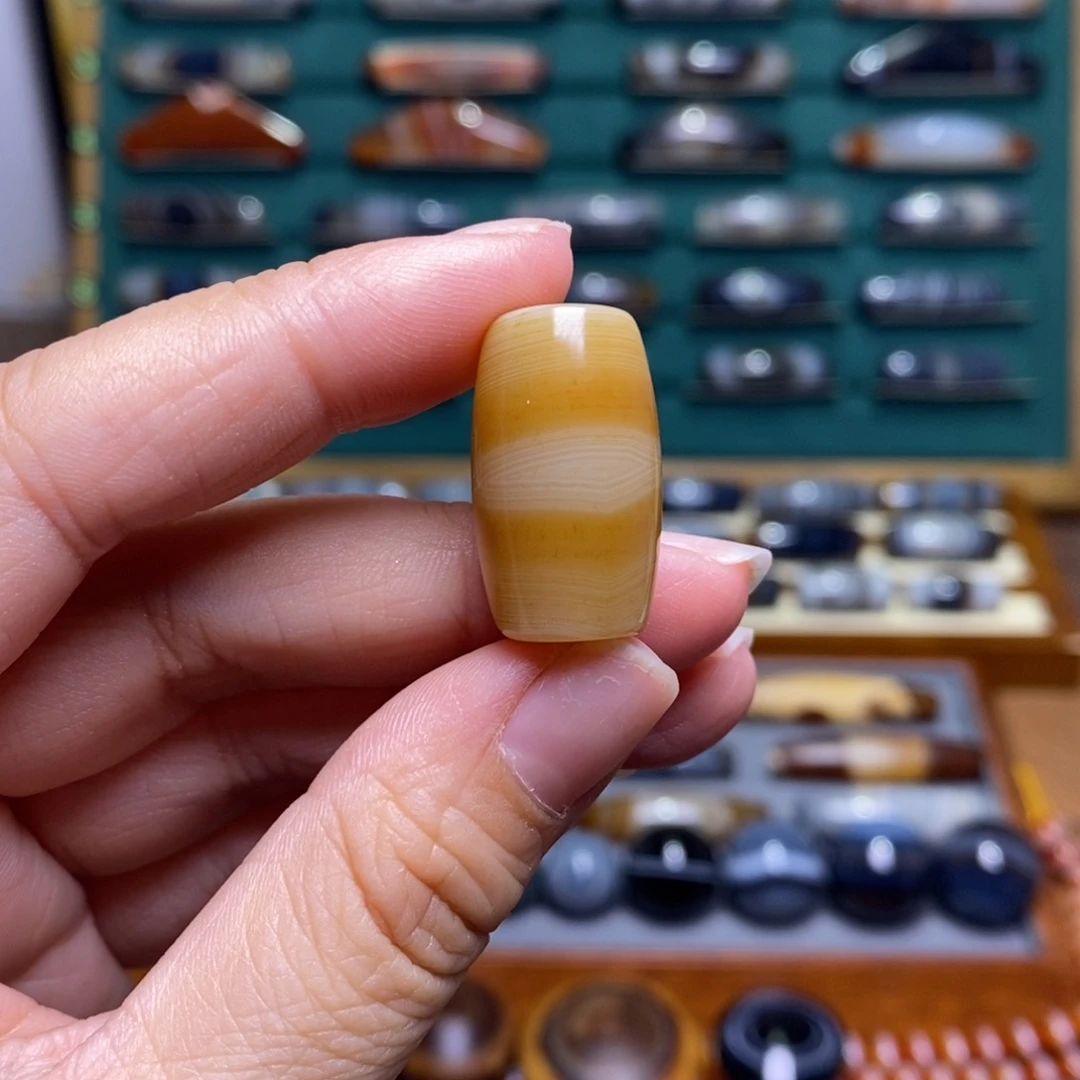玛瑙/玉髓未镶嵌珠宝半成品