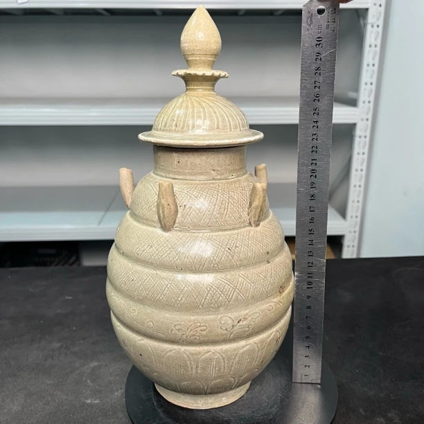 仿古瓷 龙泉青瓷天青釉米黄釉茶器花器摆件独特优雅高端大气。