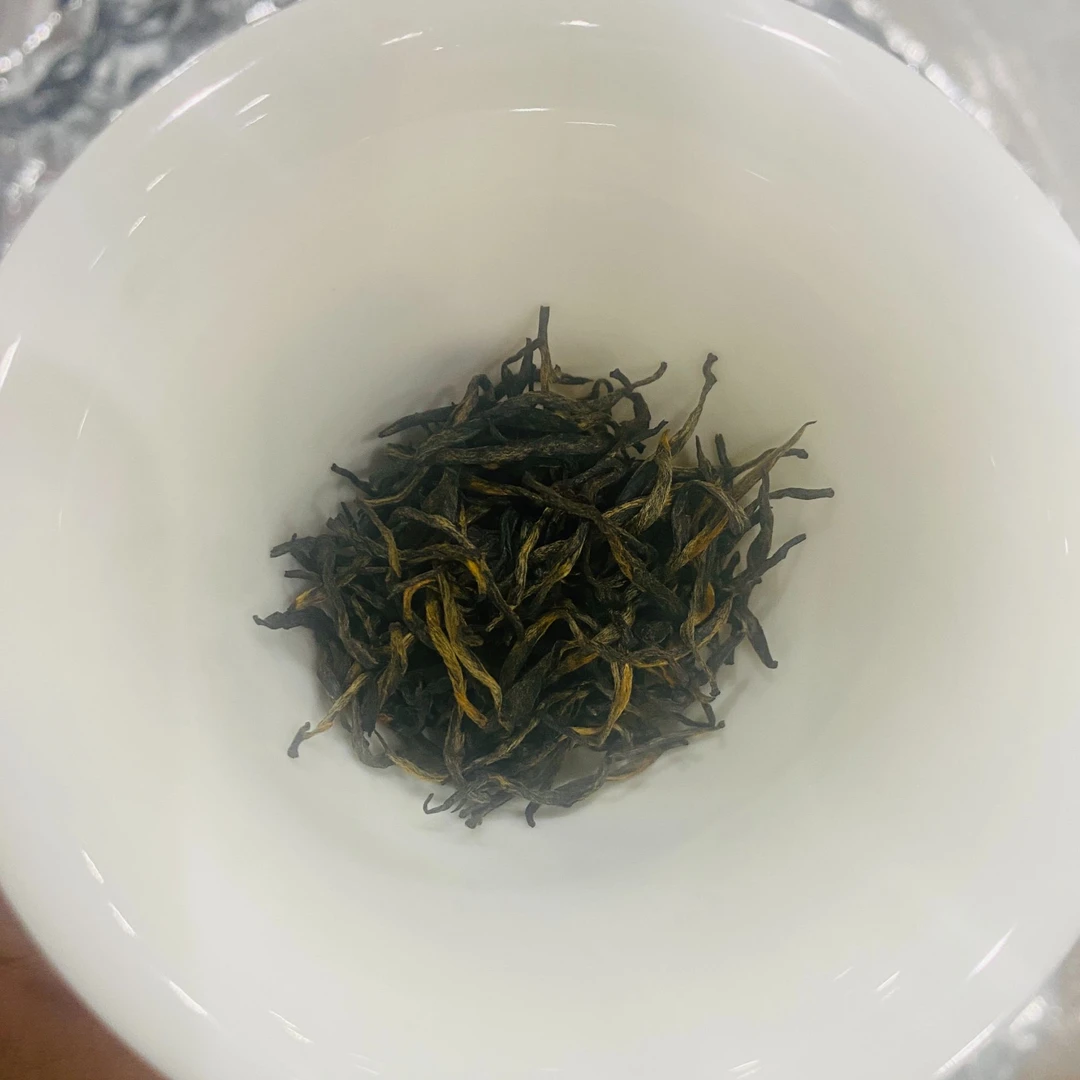 东苑贡茶2025 高山区 头春 梅占金红茶 100克  政和白茶