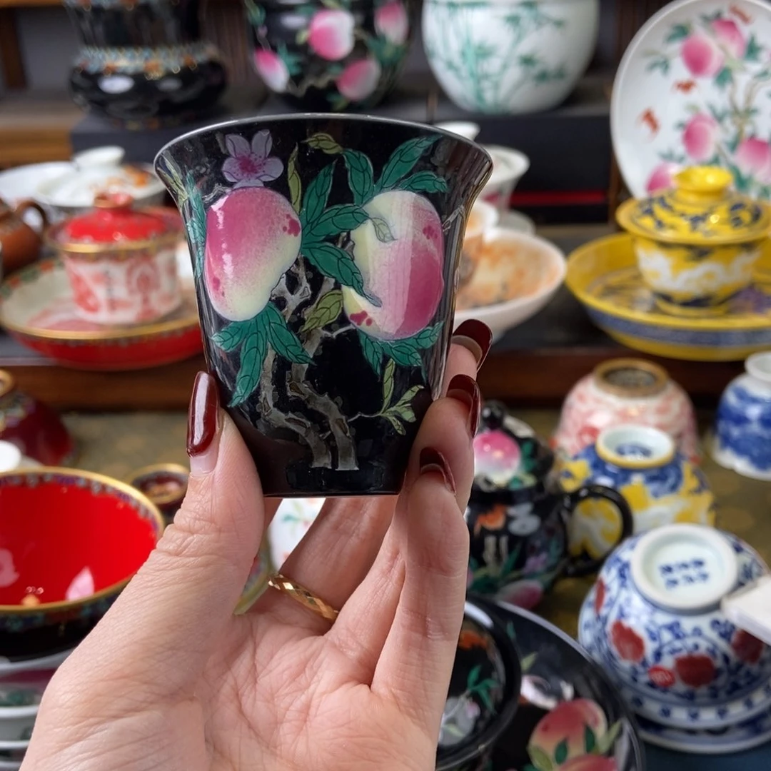 陶瓷艺术家的作品是一种