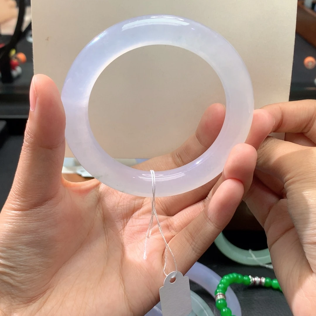 翡翠未镶嵌手镯圆条