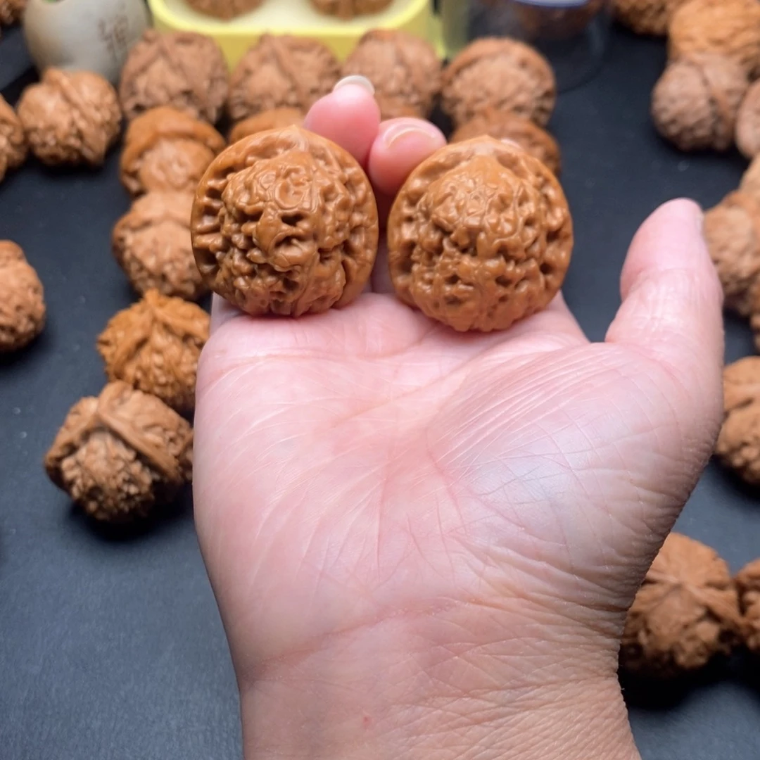 手串/手链橄榄核金字塔35