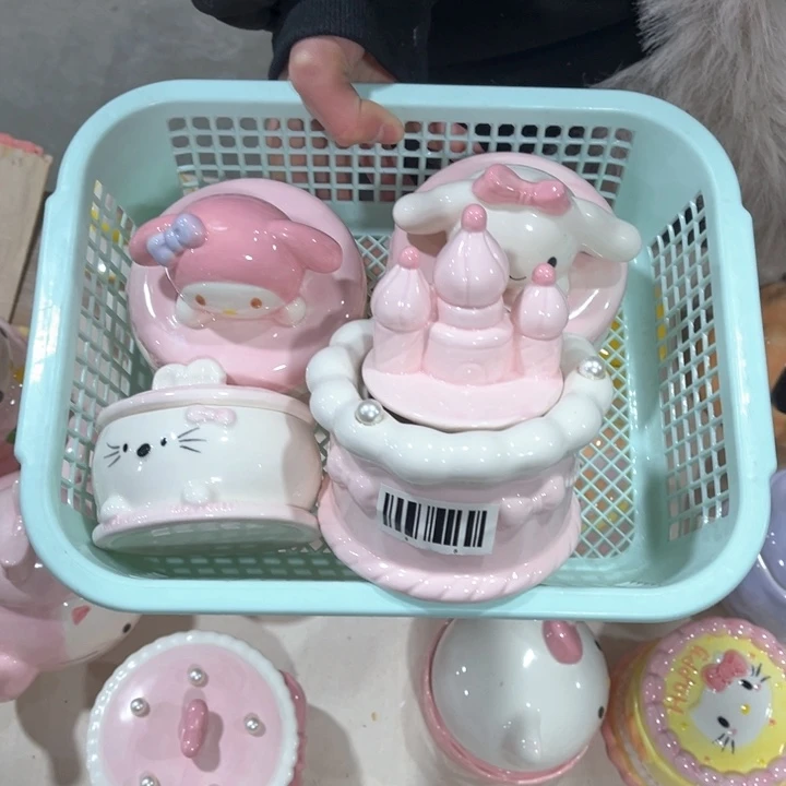紫砂茶叶罐这么多人