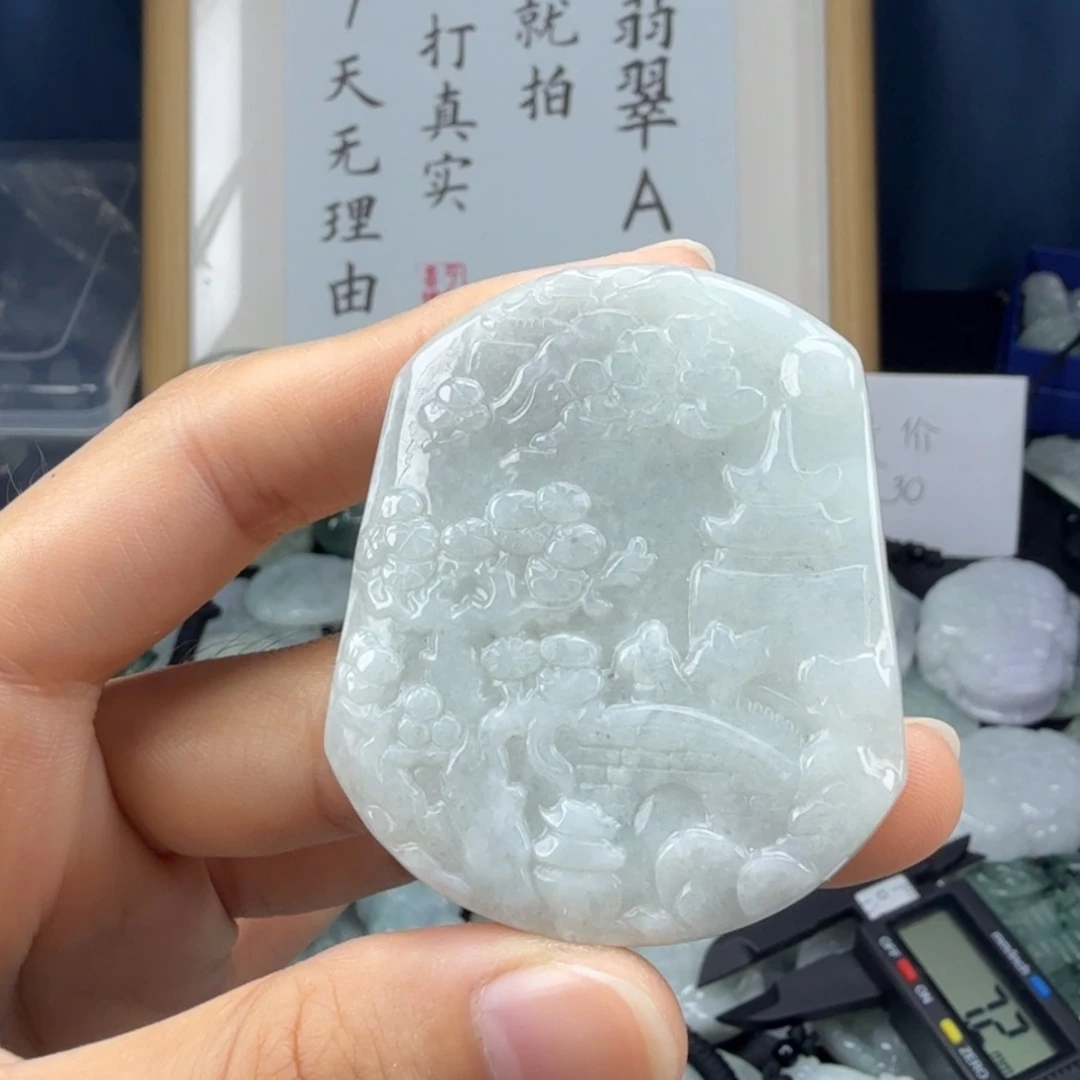 翡翠未镶嵌颈饰翡翠