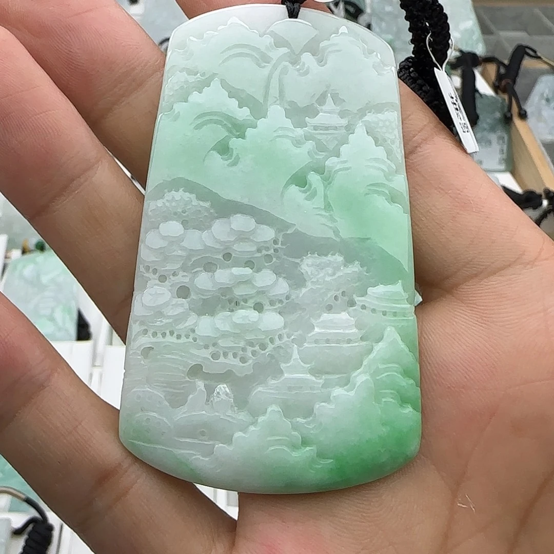 翡翠未镶嵌颈饰翡翠
