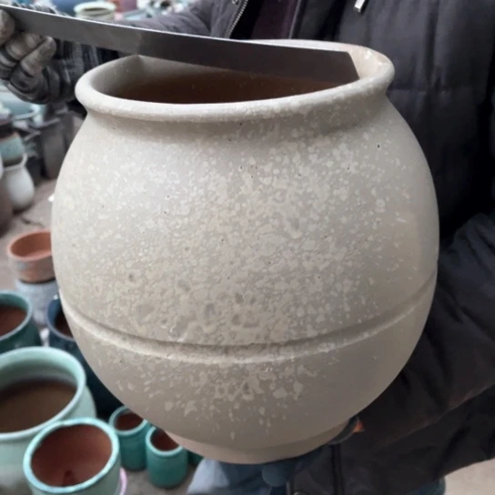 红陶口20高28瑕疵