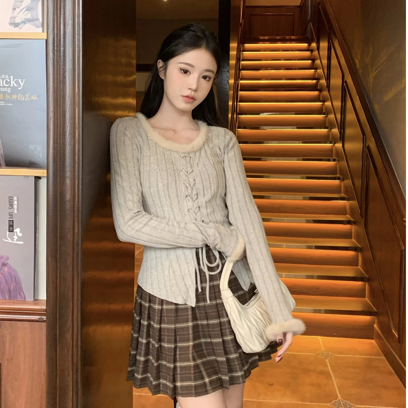 显瘦修身短款抽绳不规则设计感别致小众法式方领长袖针2025年秋冬