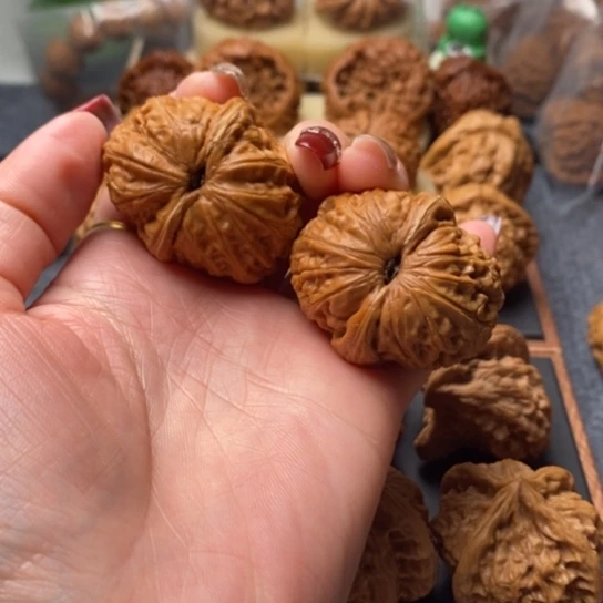 吊坠文玩核桃43➕元宝