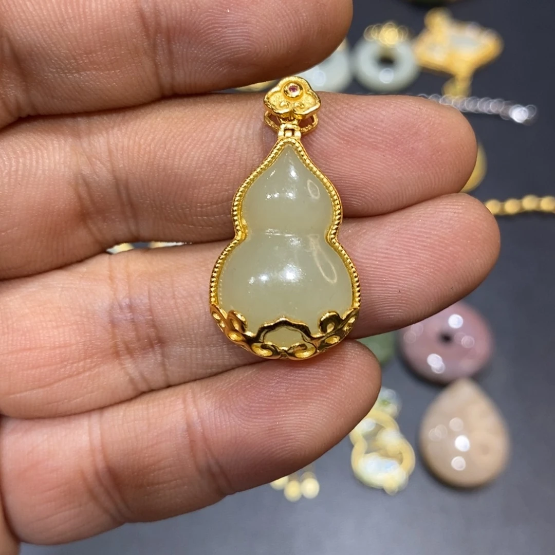 和田玉颈饰银S925镀金镶嵌