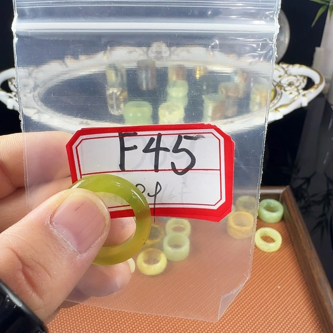 朝****蛇纹石玉合金戒指