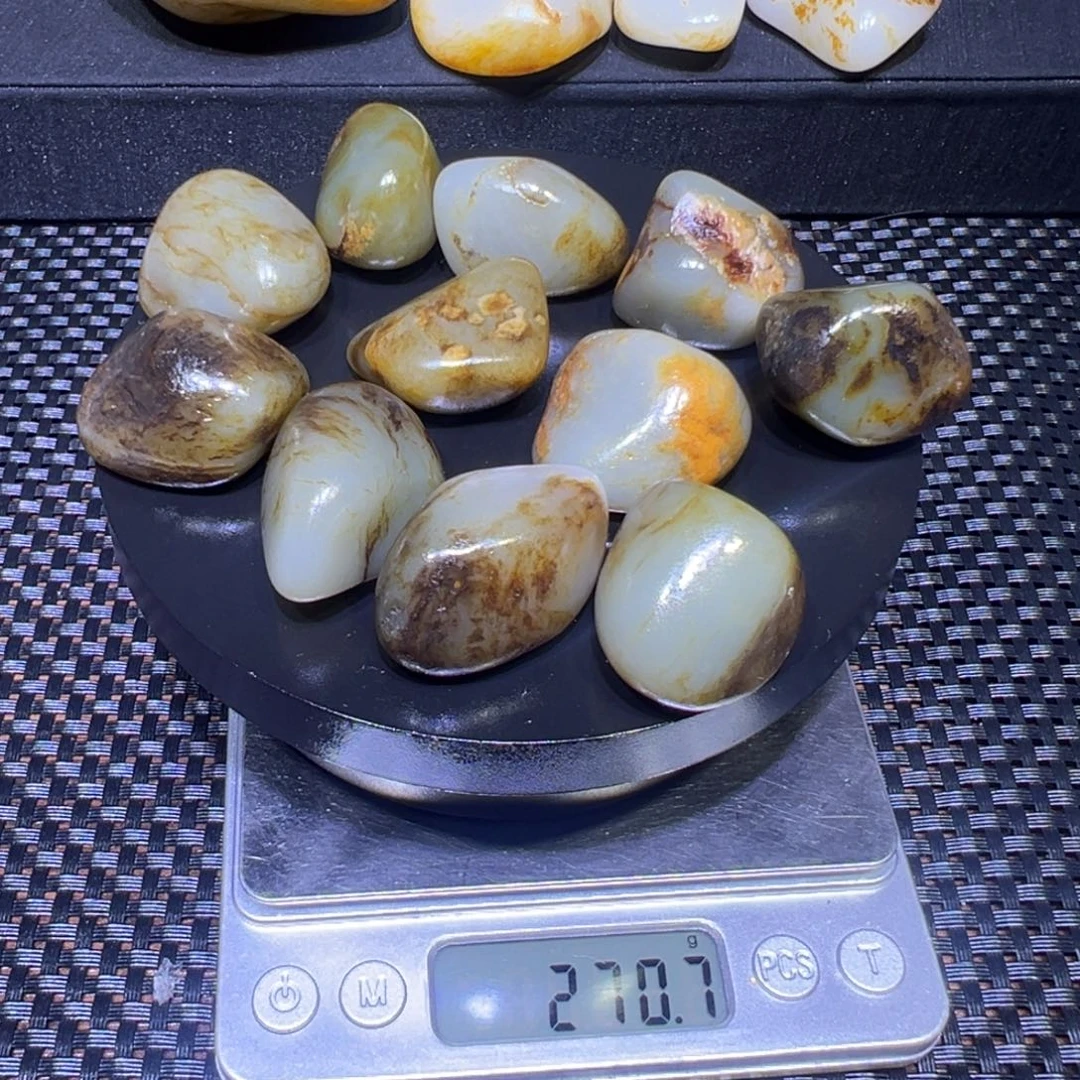 和田玉（子料）未镶嵌吊坠(不含链)270克