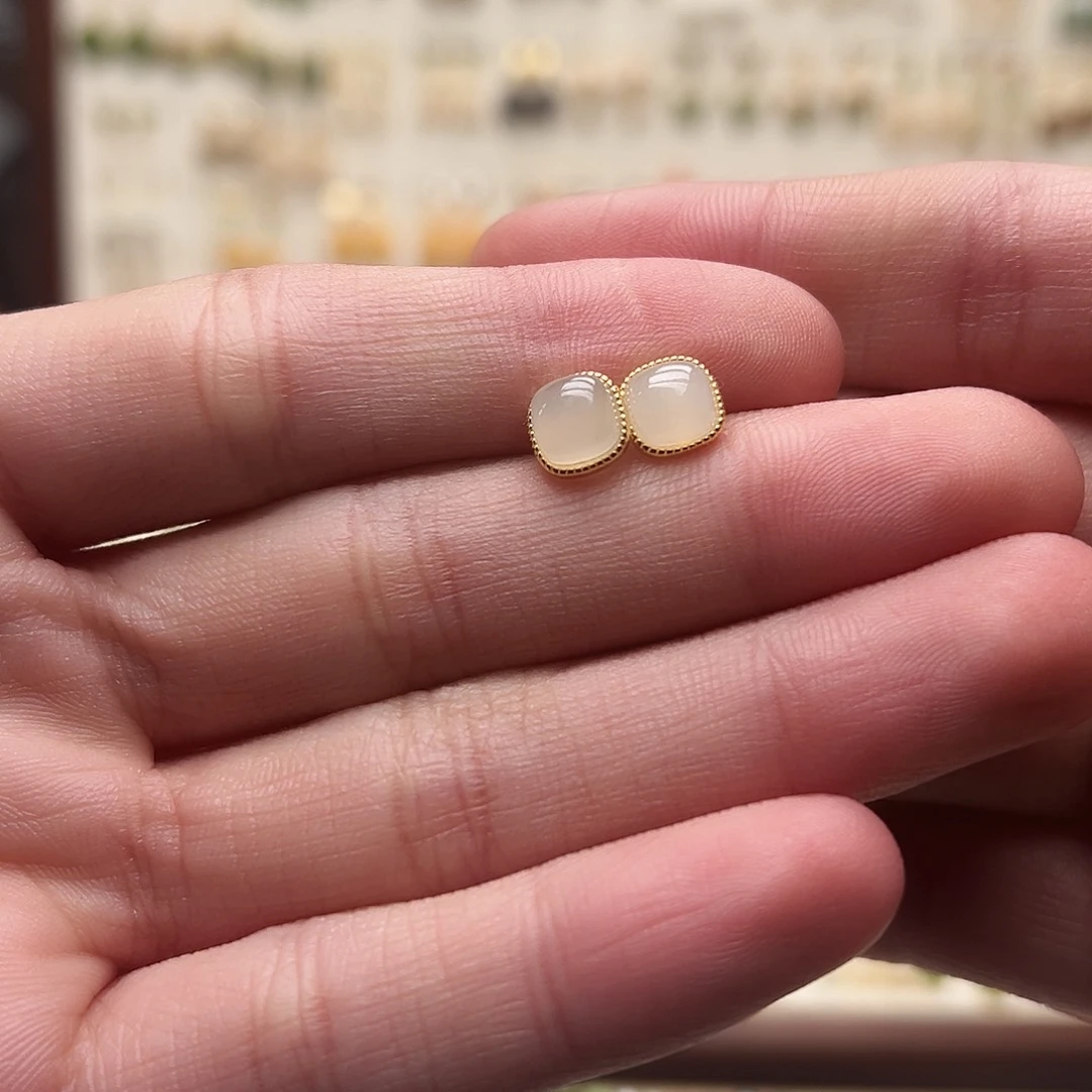 银S925镀金镶嵌和田玉耳钉