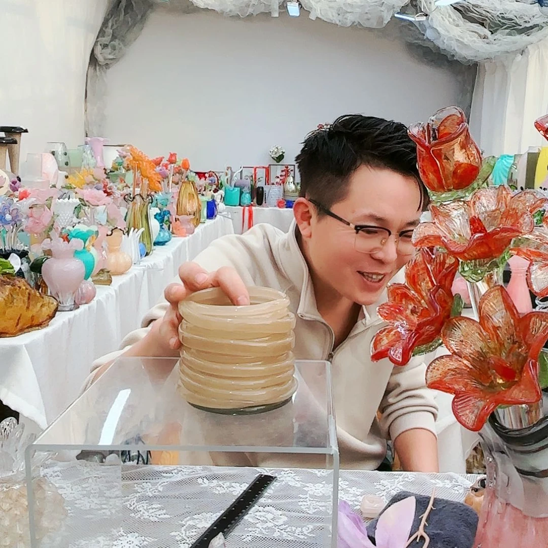 福利不退不换琉璃花瓶艺术品