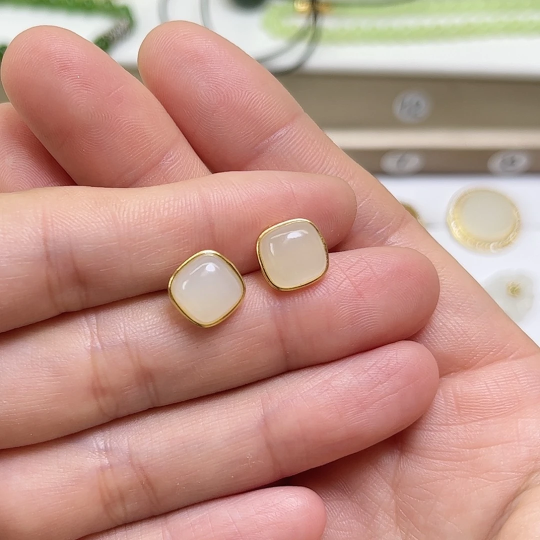 和田玉银S925镶嵌耳饰